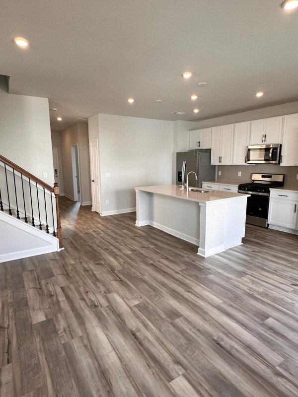 Building Photo - 340 Dearborn Sta Dr