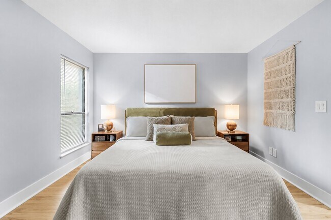 Foto del edificio - 15751 Windward Way Cir
