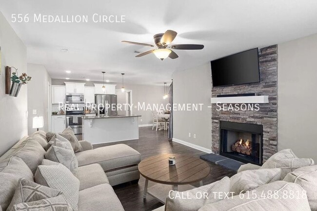 Building Photo - 556 Medallion Cir