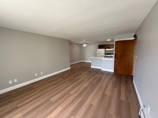 Building Photo - Bayside Apartments