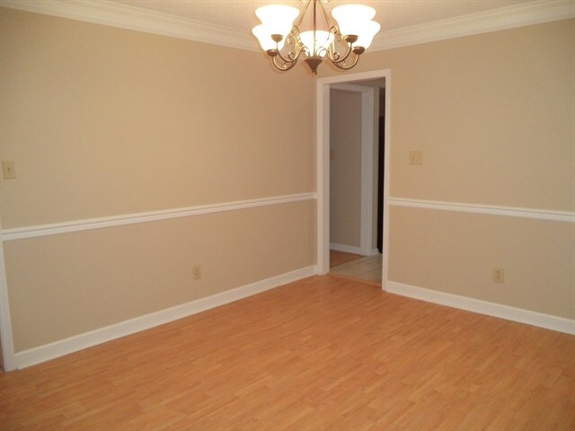 Building Photo - 1517 Autumn Ridge Drive