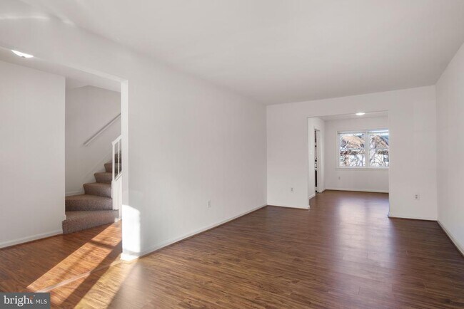 Foto del edificio - 10450 Armstrong St