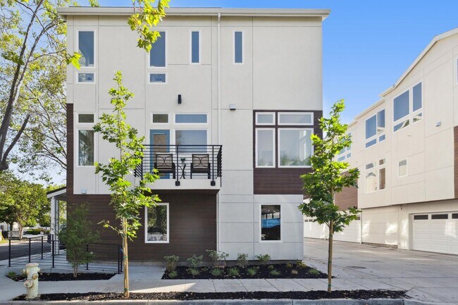Foto del edificio - Redwood City's Hottest New Townhouses: Luxury Living, Unbeatable Location!