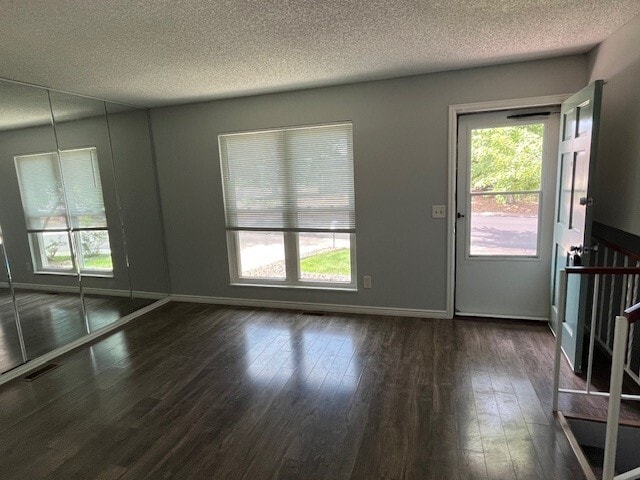 Foto del edificio - 16570 E Dickenson Pl