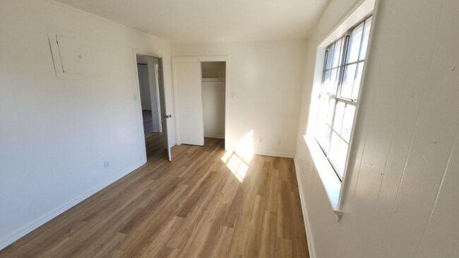 Foto del edificio - 1910-1911 S El Paso Ave