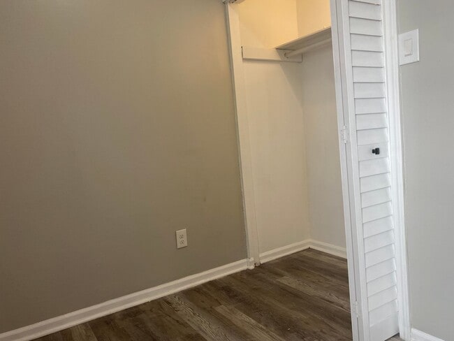 Foto del edificio - 7614 S Maryland Ave