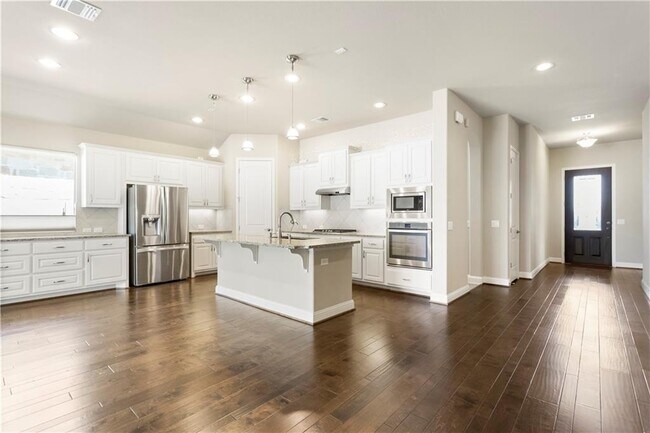 Building Photo - 13912 Tyburn Trail
