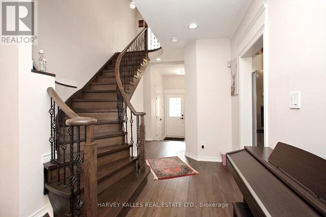 Building Photo - 22 Casa Grande St