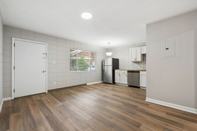 Foto del edificio - 1312 N Adams St