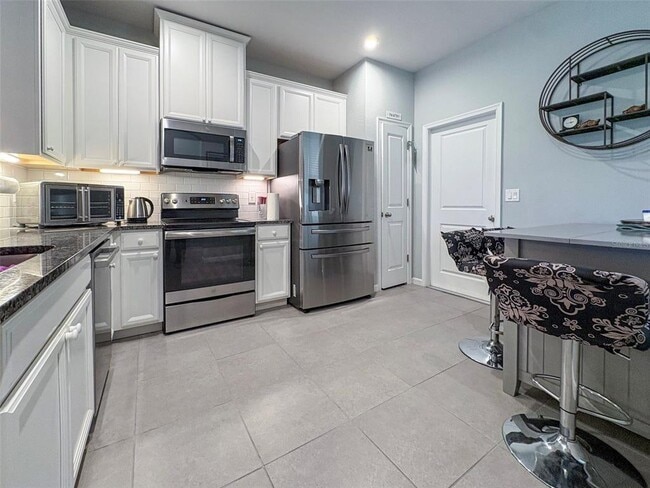 Building Photo - 10703 Verawood Dr