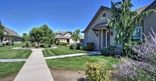 Foto del edificio - Resort-Style Living in Southeast Meridian: Modern Single-Level Home
