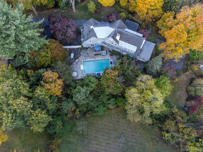 Building Photo - 5 Trinity Pl
