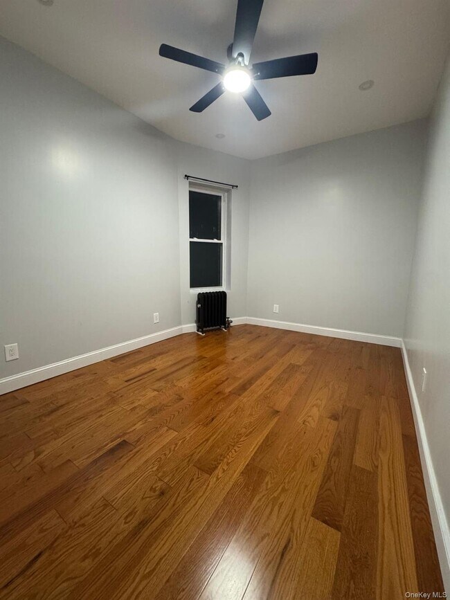 Foto del edificio - 168-11 88th Ave