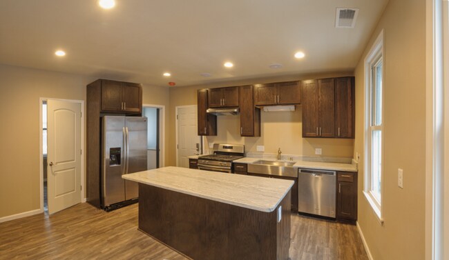 Building Photo - 1834 N Arlington Pl