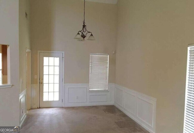 Foto del edificio - 45 Hunt Creek Dr