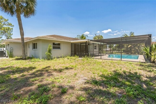 Building Photo - 13724 River Forest Dr