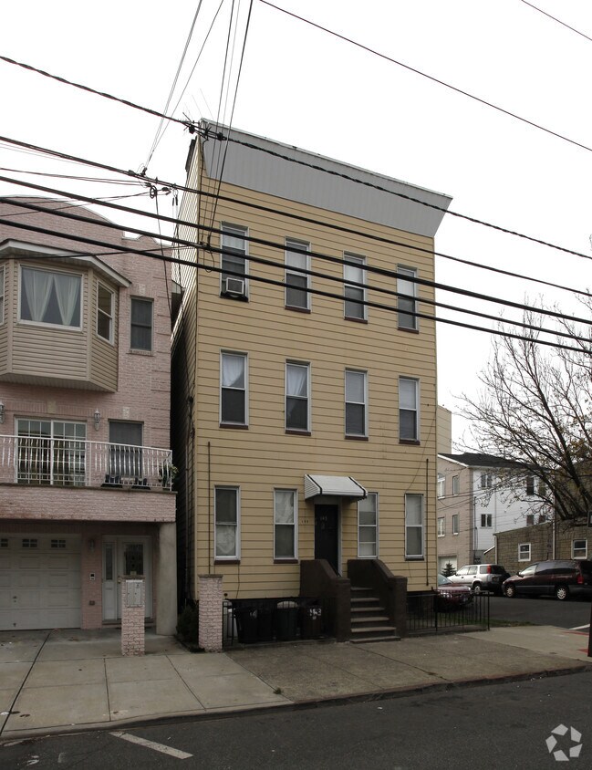 143 St Pauls Ave, Jersey City, NJ 07306 Apartments in Jersey City, NJ