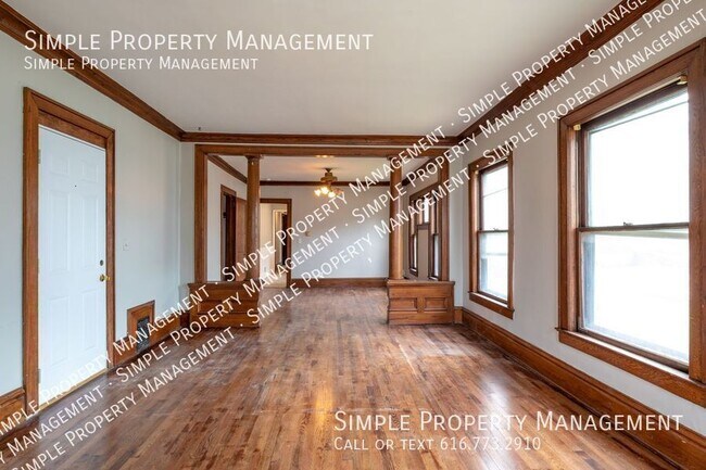 Foto del edificio - 610 Michigan St NE