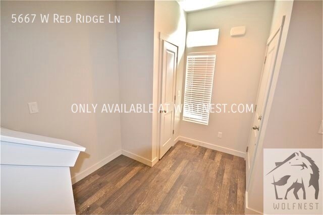 Foto del edificio - No Security Deposit Option! Incredible 3 B...