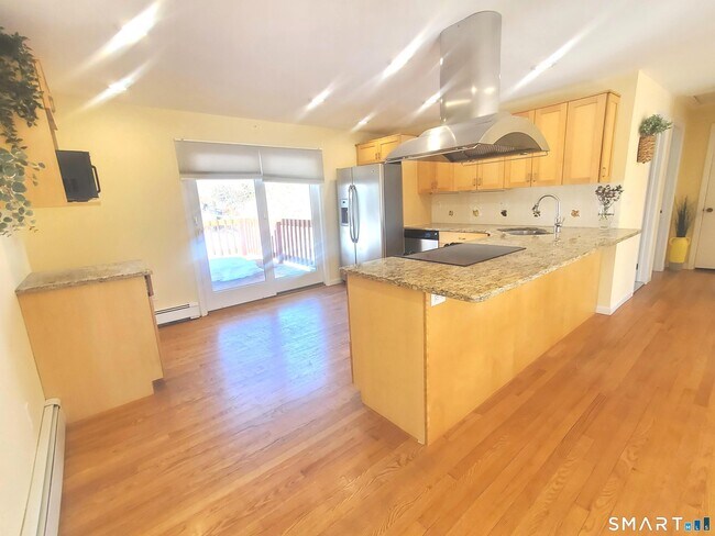 Foto del edificio - 42 County St