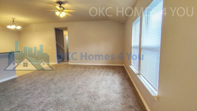 Foto del edificio - Updated 3 bed in Yukon