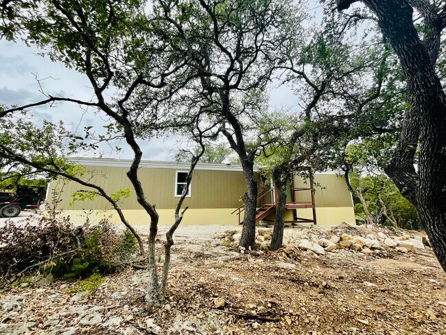 Foto del edificio - 459 Clay Ridge