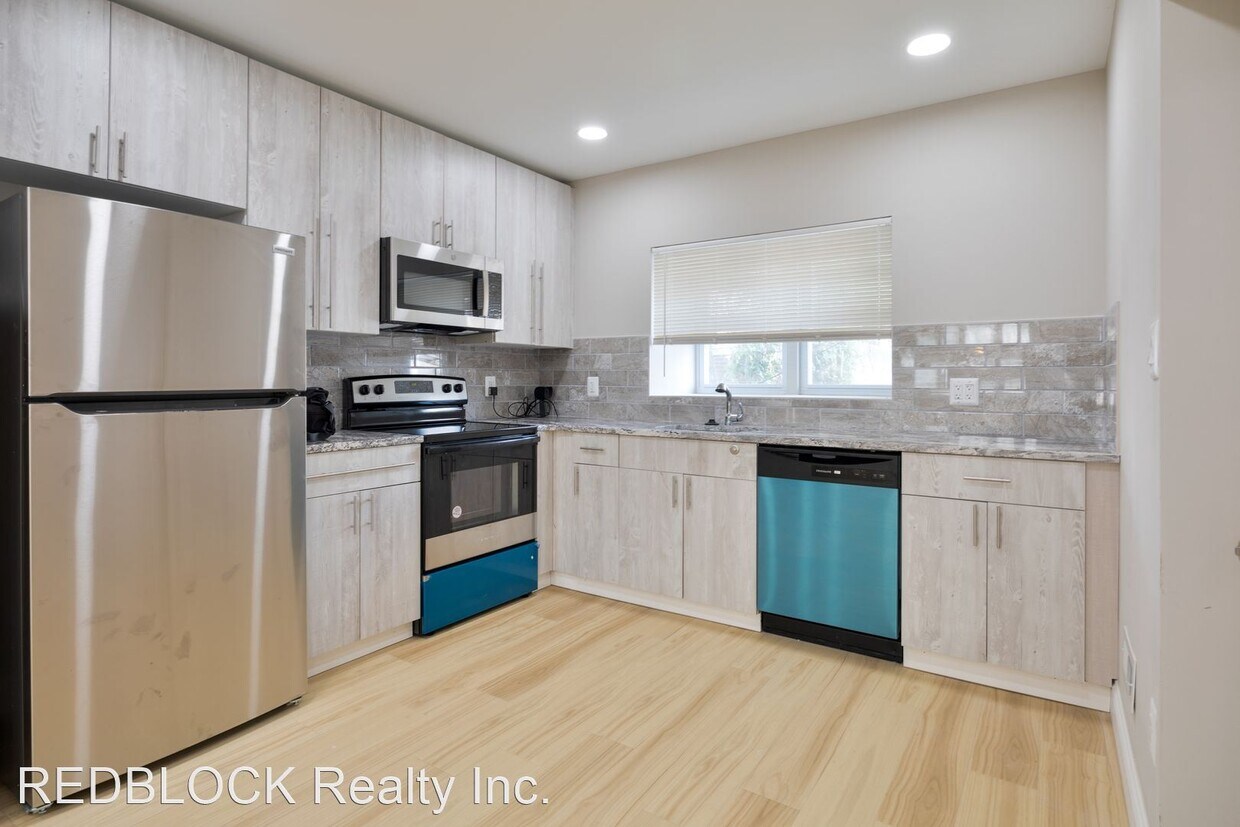 Primary Photo - 3 br, 2.5 bath House - 7329 Ogontz Ave