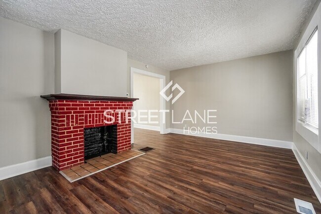 Foto del edificio - REDUCED!