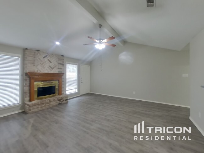 Foto del edificio - 8138 Sweetgum Trace Dr