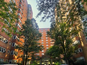Building Photo - 4970 N Marine Dr