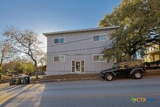 Building Photo - 319 North St
