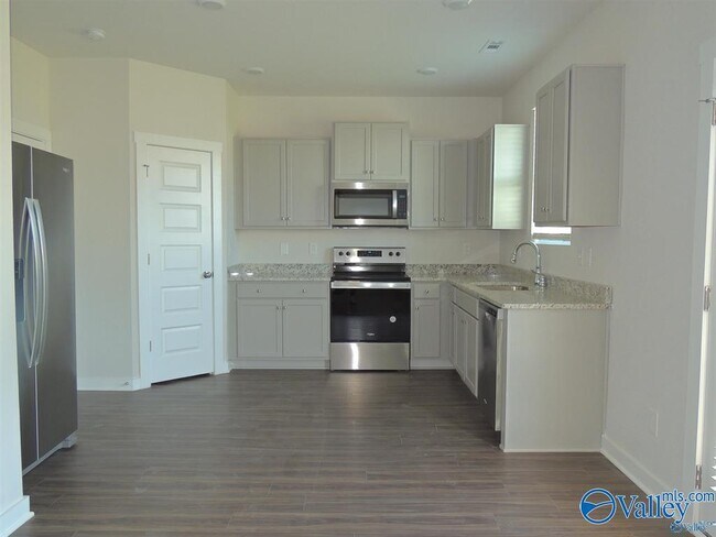 Foto del edificio - 26230 Beech Grv Ln NW