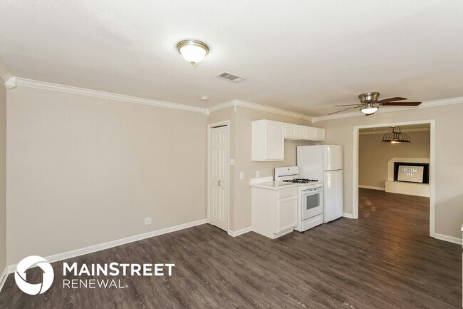 Building Photo - 7708 Deaver Dr