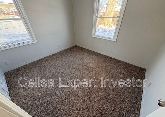 Foto del edificio - 4315 S Colonial Ave