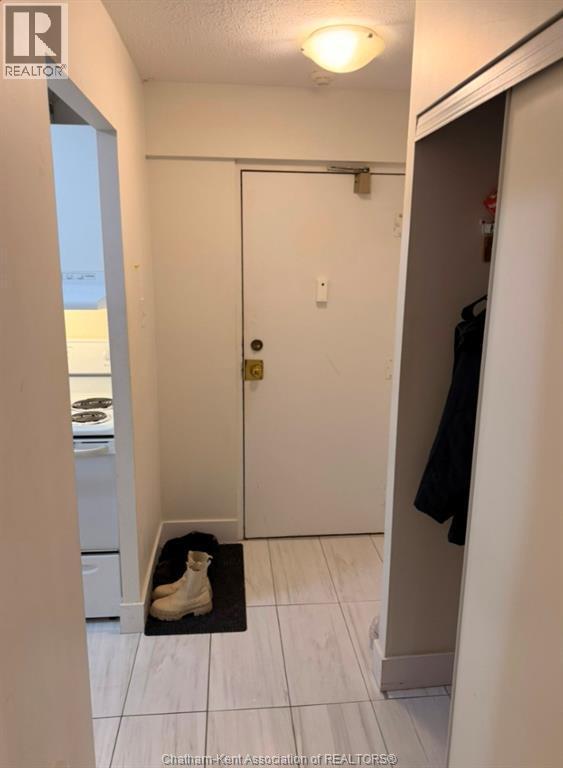 Building Photo - 150 Park Ave E