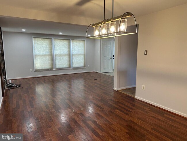 Foto del edificio - 11904 Berrybrook Terrace