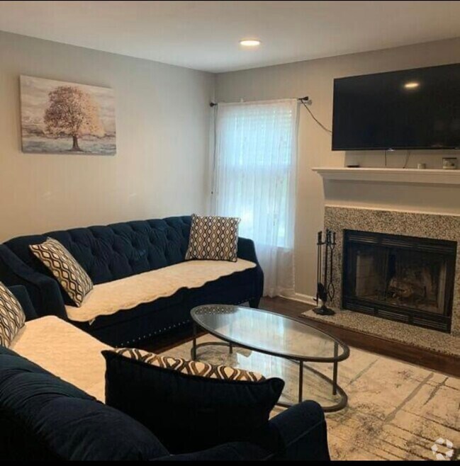Pointe at Park Center Condominiums Apartments for Rent with Utilities Included Alexandria, VA