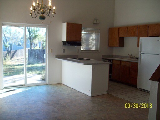 Building Photo - 4245 Shining Way