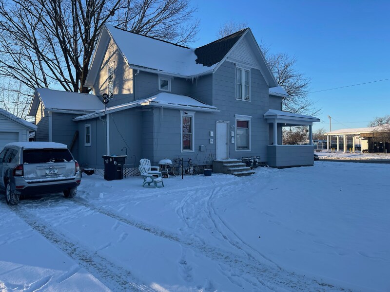 Primary Photo - 901 W Beardsley Ave