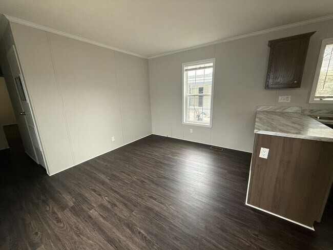 Foto del edificio - 7 First St. Unit 7