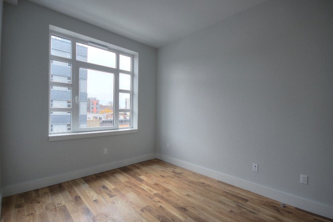 Building Photo - 1003 Greene Ave