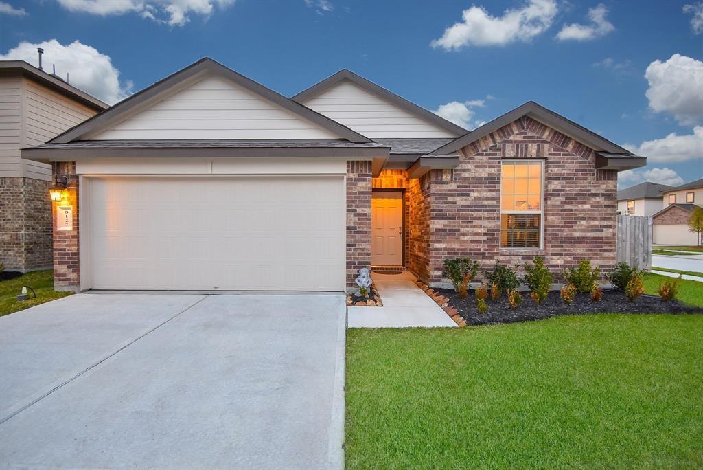 8127 Gambrel Wy, Rosharon, TX 77583 House Rental in Rosharon, TX