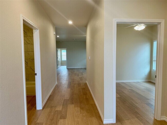 Foto del edificio - 455 CR 306