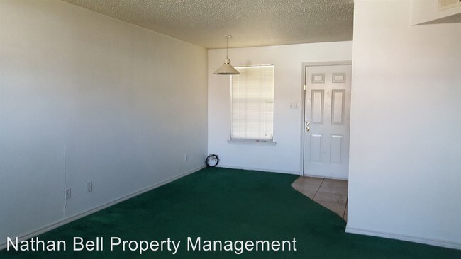 Building Photo - 150 Pecan St