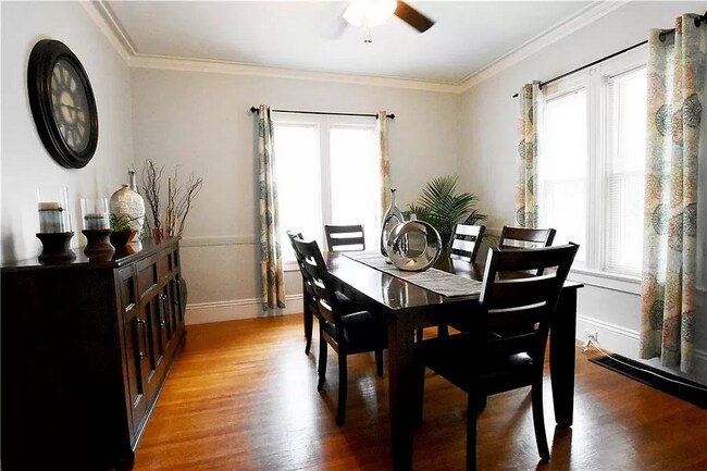 Comedor - 223 Armington St