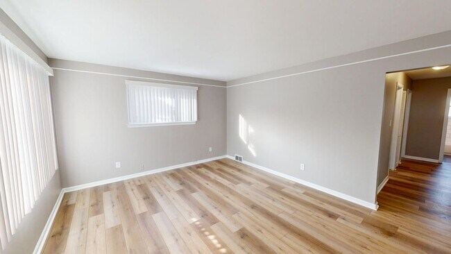 Foto del edificio - 1177 Connie Ave