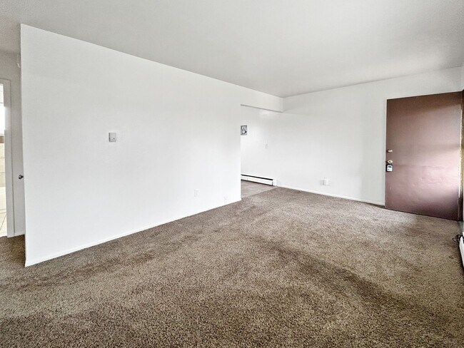 Foto del edificio - $0 DEPOSIT OPTION. 2 BED 1 BATH IN SOUTH W...