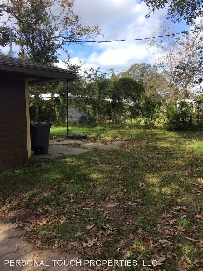 Foto del edificio - 3 br, 1.5 bath House - 4915 Holloway Ave