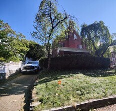 Building Photo - 7511 Graymore Rd