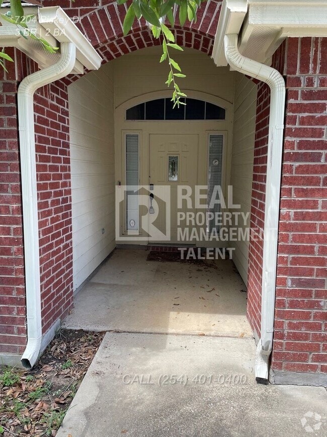 Building Photo - 7204 Rickey Dr
